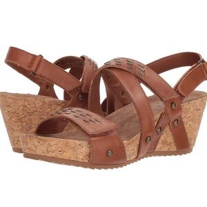 Walking Cradles Tiana Sandals